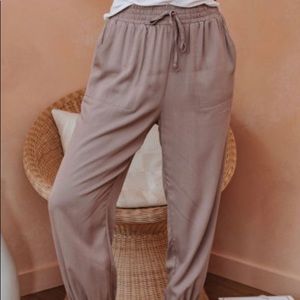 Comfy joggers with pockets